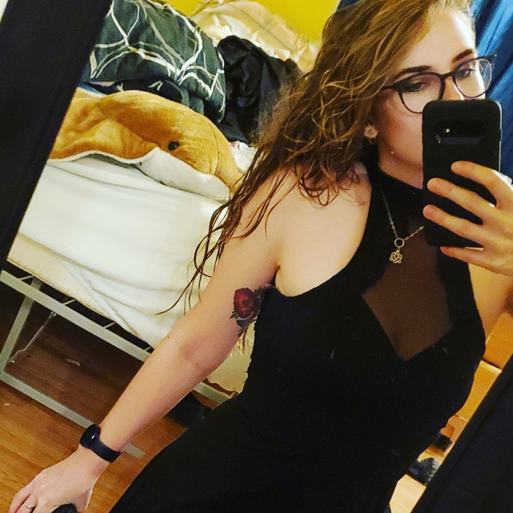 Meet your Posher, Kara